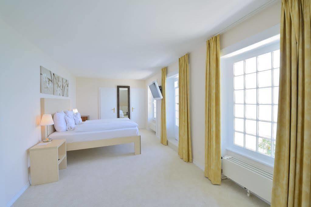 Villa Eden Palace Au Lac Монтрё Экстерьер фото